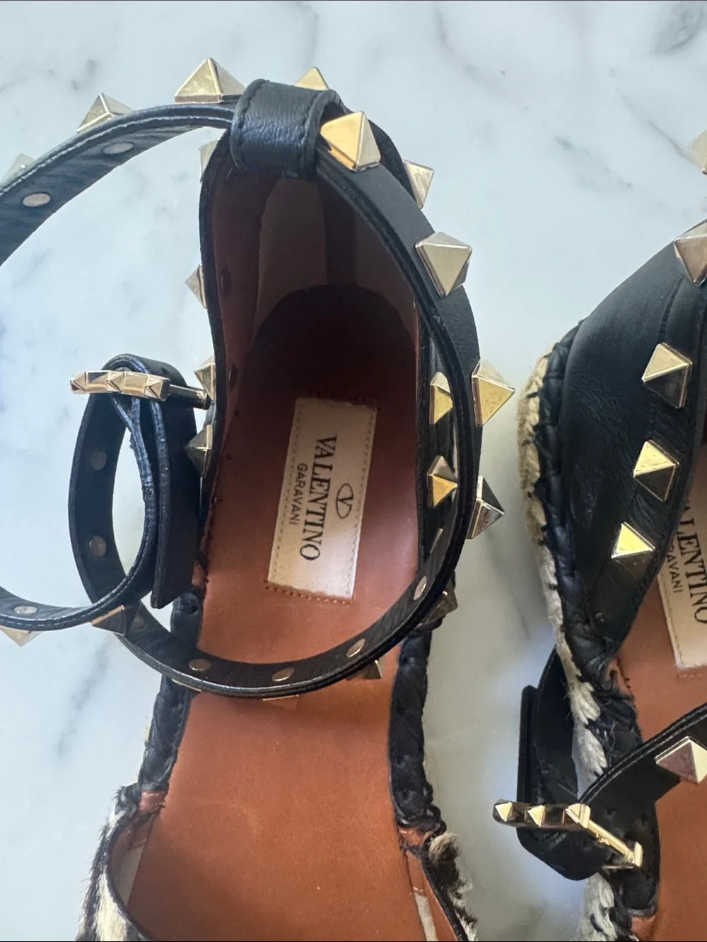 Valentino Garavani eye catching